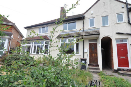 2 bed student house to rent on Tealby Grove, Birmingham, B29