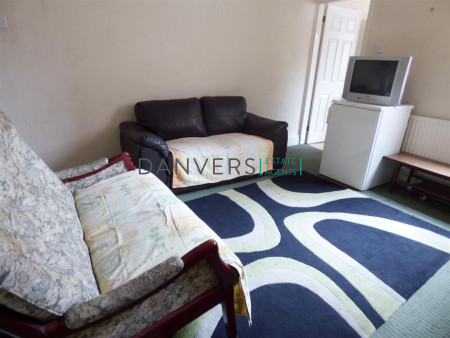 4 bed student house to rent on Grasmere Street, Leicester, LE2