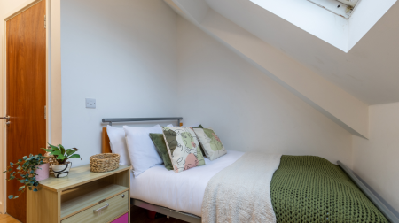 Bronze Ensuite 5 bed student flat to rent on Castle Gate, Nottingham, NG1