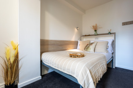 Silver Plus Non Ensuite 4 bed student flat to rent on Lower Chatham Street, Manchester, M1