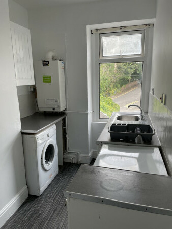 1 bed student house to rent on Bryn Road, Swansea, SA2