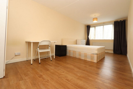 Student studio flat to rent on Gayhurst House, London, NW8