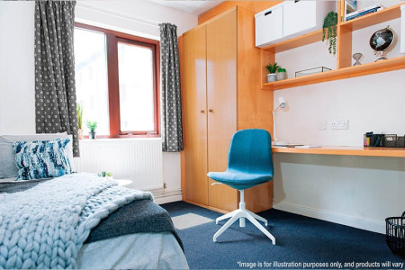 Classic Ensuite 44w 5 bed student flat to rent on Weetwood Lane, Leeds, LS16