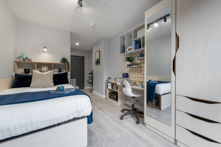 4 Bedroom Premium En-suite 4 bed student flat to rent on Library Street, Belfast, BT1