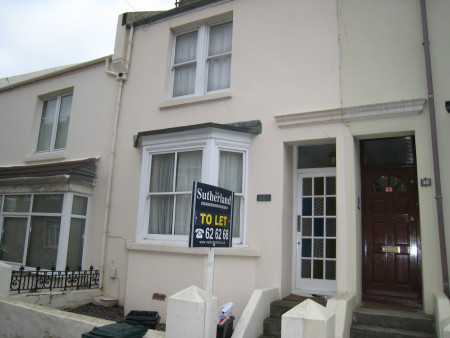 3 bed student house to rent on Dewe Road, Brighton, BN2