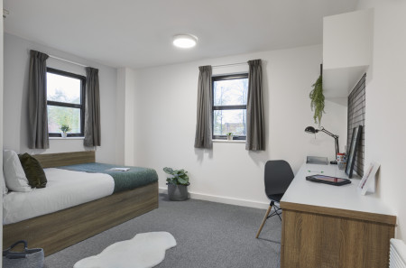 Premium en suite 6 bed student flat to rent on West Street., Coventry, CV1