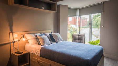 Classic Terraced Studio Student flat to rent on Frog Street, Exeter, EX1