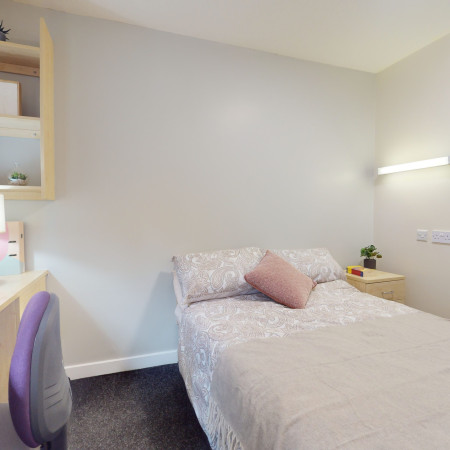 Classic 5 Bed Ensuite 5 bed student flat to rent on 83 Broad Street, Sheffield, S2