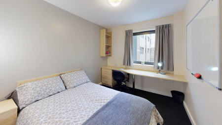 Premium 5 Bed Ensuite 5 bed student flat to rent on Broad Street, Sheffield, S2