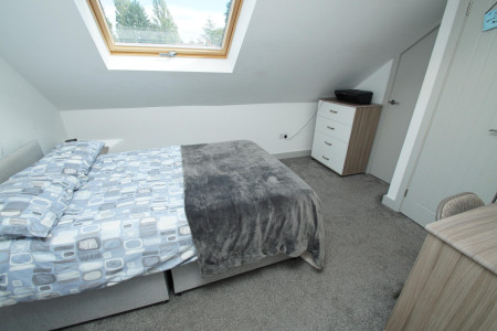 8 bed student house to rent on Bournbrook Road, Portsmouth, B29