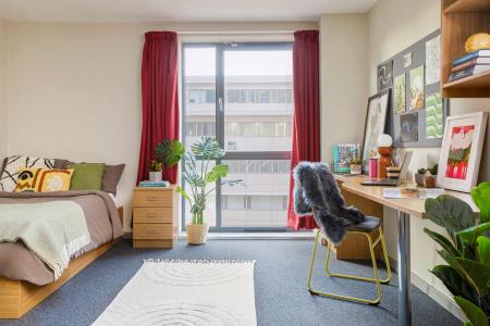 Premium En Suite Student flat to rent on Jennens Road, Birmingham, B5