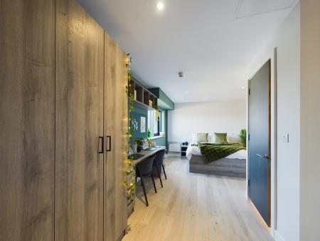 Luxury Double Occupancy Studio Student flat to rent on St. Anns Well Road, Nottingham, NG3