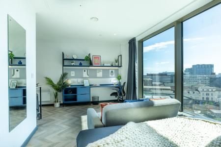 Platinum Suite - Top Floor Student flat to rent on Islington, Liverpool, L3