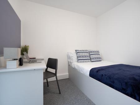 9 Bed Classic Ensuite 9 bed student flat to rent on York Street, Sheffield, S1