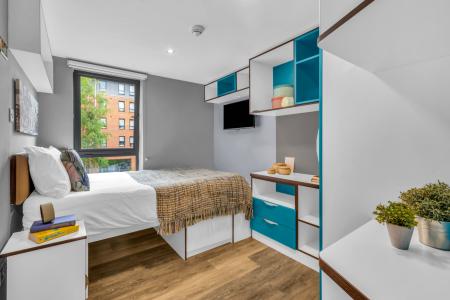 Smart Apartment Student flat to rent on Cardigan Road, Leeds, LS6