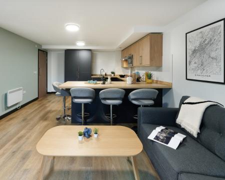 5 Bed Standard Plus Ensuite Student flat to rent on Aston Webb Boulevard, Birmingham, B15