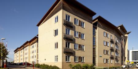 Premium Ensuite Ground Floor 4 bed student flat to rent on Derwent Way, Nottingham, NG7