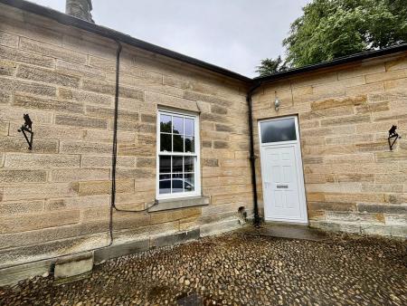 4 bed student house to rent on Brancepeth Castle Golf Club Cottage, Durham, DH7