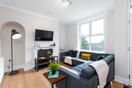 5 bed student house to rent on Clarkson View, Leeds, LS6