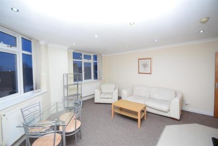 2 bed student house to rent on Grahamsley Street, Newcastle, NE8