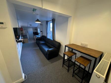 6 bed student house to rent on West Parade, Lincoln, LN1