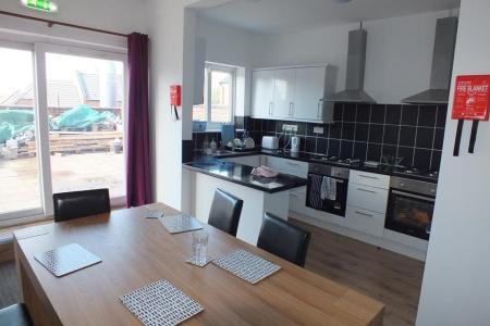 6 bed student house to rent on 50 Clifford Street, Lenton, Nottingham, NG7 2NW, Nottingham, NG7