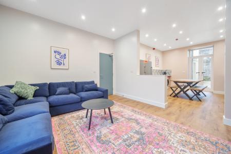 6 bed student house to rent on Radnor Street, Plymouth, PL4