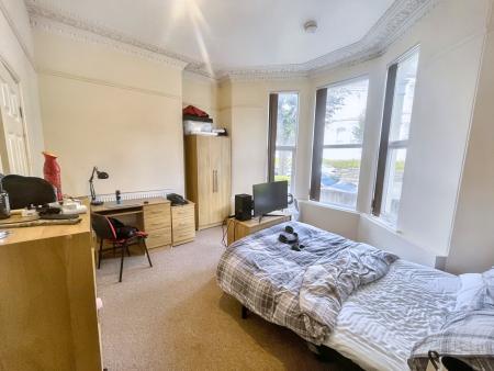 5 bed student house to rent on Salisbury Road, Plymouth, PL4