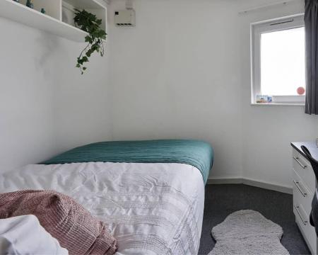 Deluxe Ensuite Student flat to rent on Ebrington Street, Plymouth, PL4