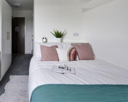 Premium Ensuite Student flat to rent on Ebrington Street, Plymouth, PL4