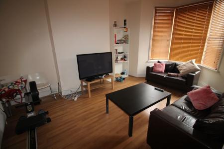 3 bed student house to rent on Cheltenham Terrace, Newcastle, NE6