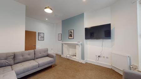 7 bed student house to rent on Wilmslow Road, Manchester, M20