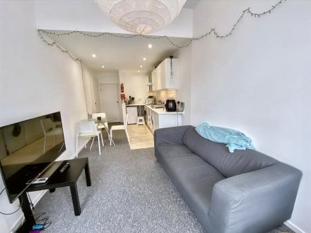 3 bed student house to rent on Ebrington St Flat 1, Plymouth, PL4