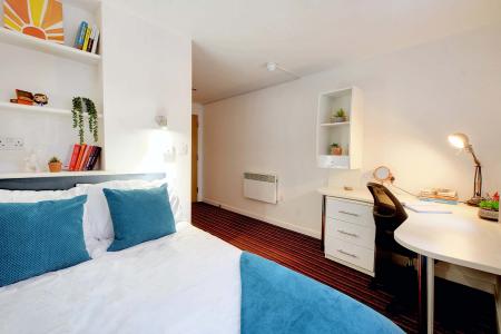 Three Bed apartment 3 bed student flat to rent on Oxford Street, Leicester, LE1