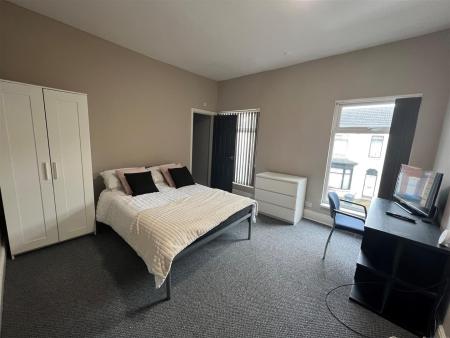 5 bed student house to rent on Vermont Street, Hull, HU5