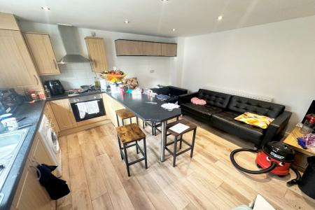 5 bed student house to rent on Mayorswell Field, Durham, DH1