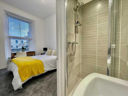 2 bed student house to rent on 116D North Road East, Plymouth, PL4