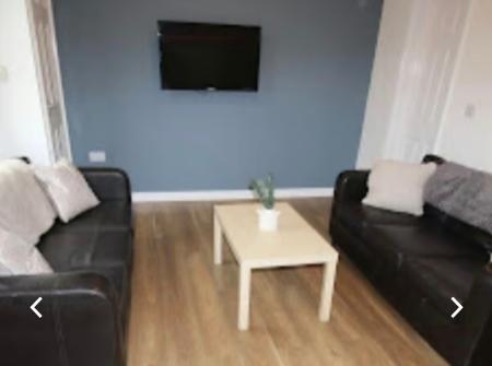 6 bed student house to rent on Royal Park Road, Leeds, LS6