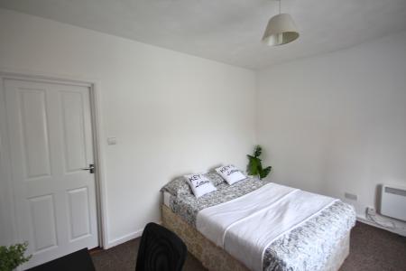 2 bed student house to rent on Albert Road, Portsmouth, PO4