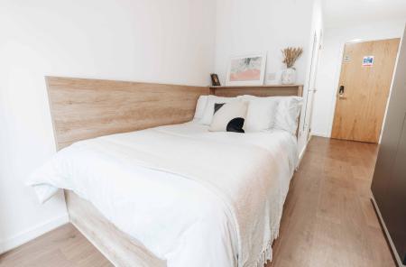 Bronze En Suite (Mid Floors) 5 bed student flat to rent on Rockingham Street, Sheffield, S1