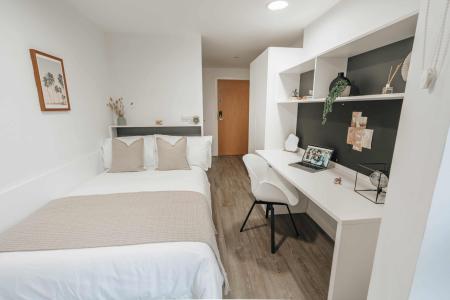 Silver En Suite (Lower Floors)
