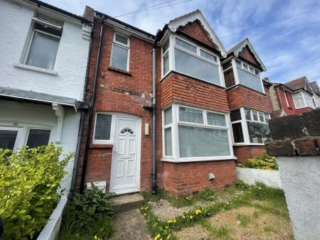 6 bed student house to rent on Hollingdean Terrace, Brighton, BN1