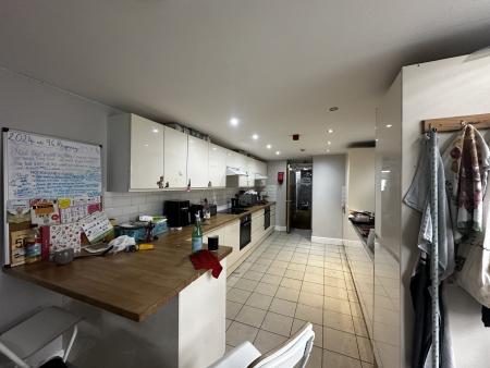 7 bed student house to rent on Rhymney Street, Cardiff, CF24