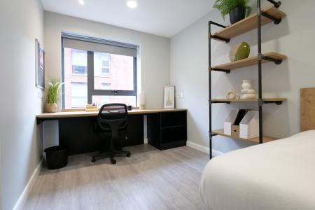 Silver Plus Ensuite Student flat to rent on Henry Street, Sheffield, S3