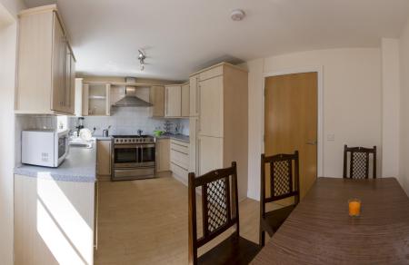 4 bed student house to rent on Goldfinch Close, Loughborough, LE11