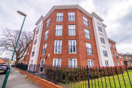 1 bed student house to rent on Bywater House, Birmingham, B16