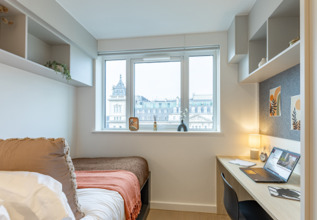 Gold Studio Student flat to rent on 15 - 25 Talbot Square, London, W2