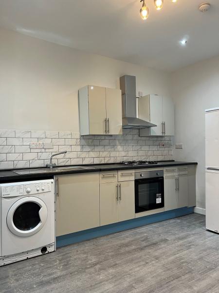 4 bed student house to rent on Mansell Road, Liverpool, L6