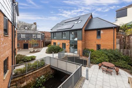 Premium 1 Bed with Garden Terrace 1 bed student flat to rent on Tudor Street, Exeter, EX43FF