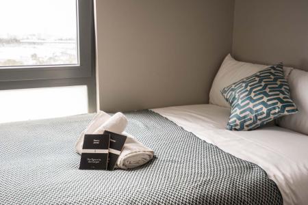 Classic Studio Student flat to rent on Old Oak Lane, London, NW10